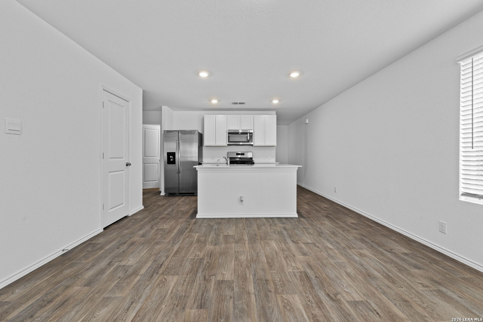 12544 Ivory Parkway Converse, TX 78109 - Photo 6 of 20