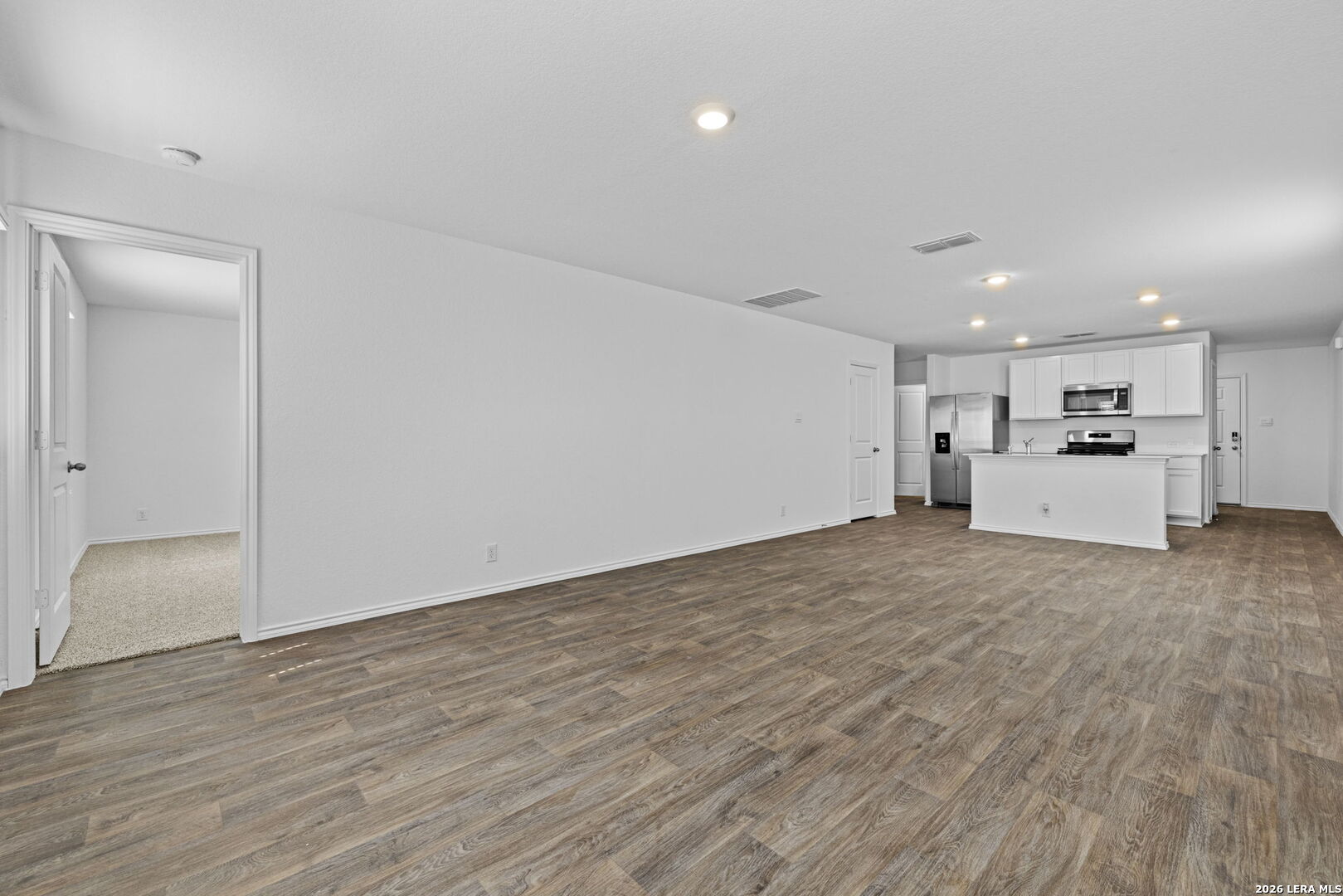 12544 Ivory Parkway Converse, TX 78109 - Photo 8 of 20