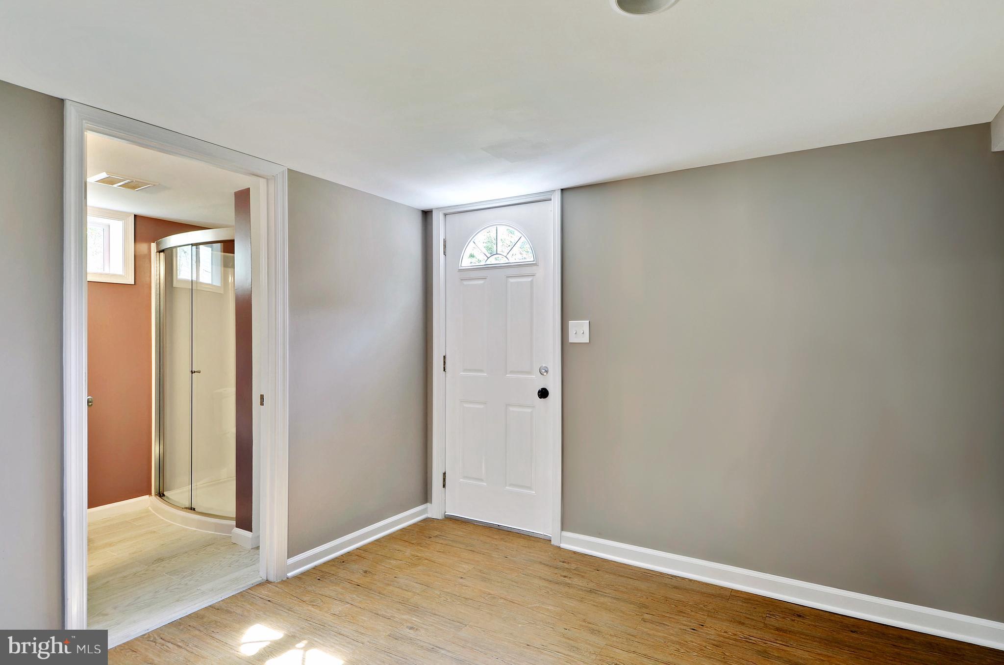 4708 Topping Road Rockville, MD 20852 - Photo 21 of 30 Interior (General)