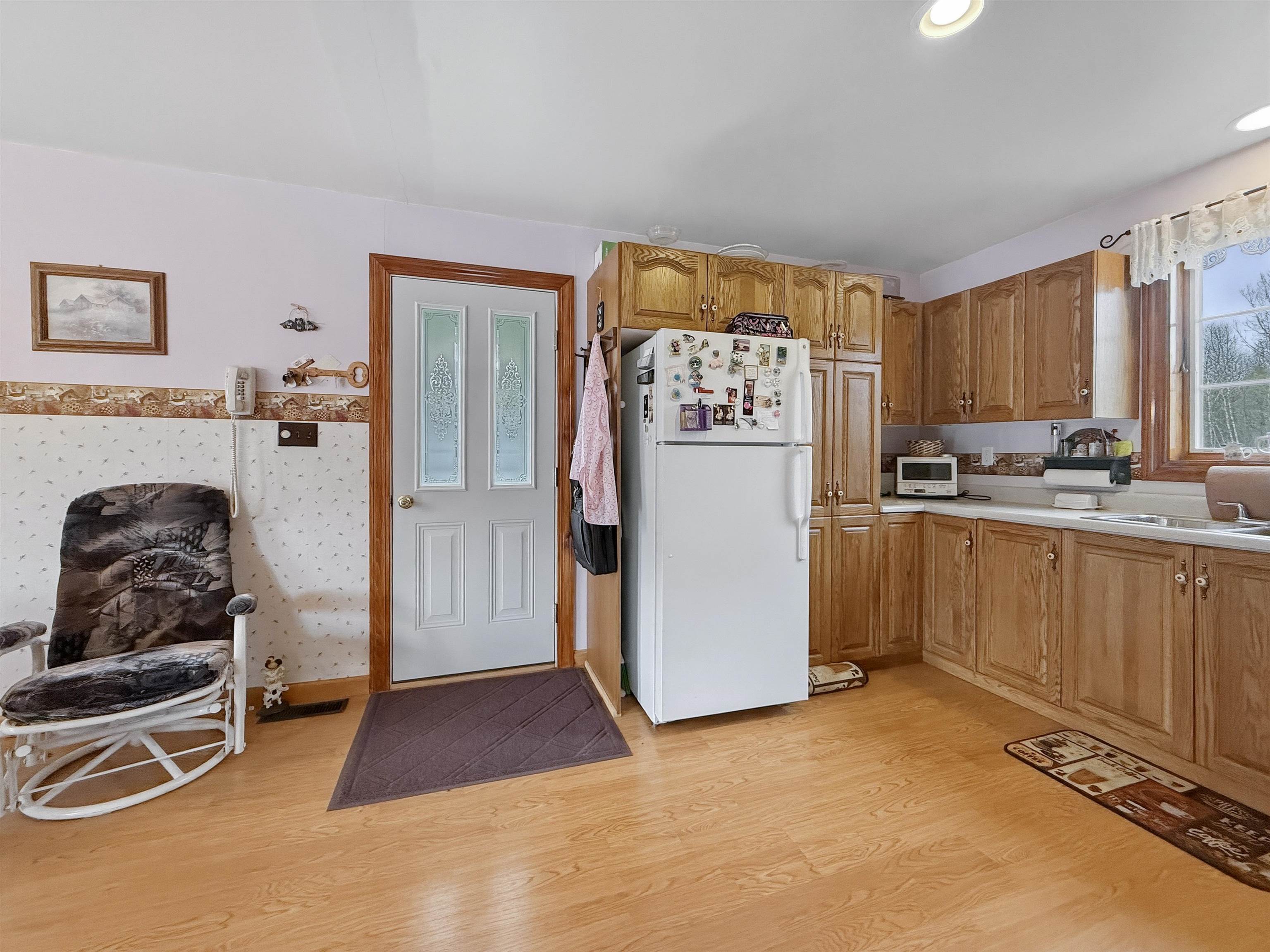 347 River Road Canaan, VT 05902 - Photo 7 of 27