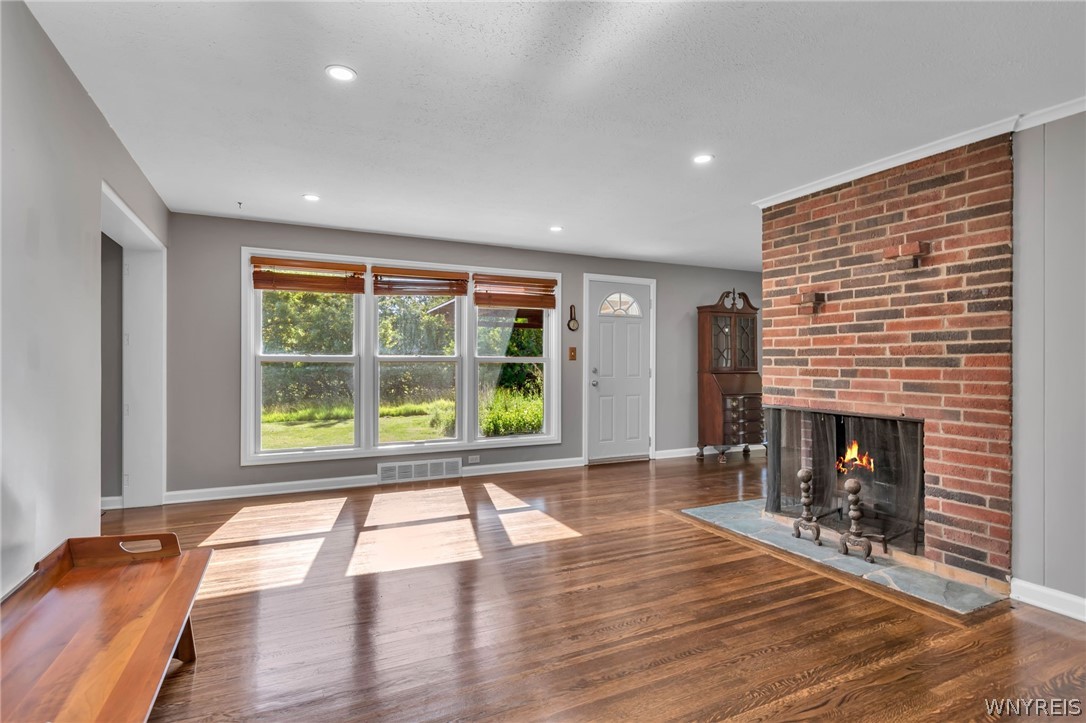 279 Getzville Road Amherst, NY 14226 - Photo 10 of 44