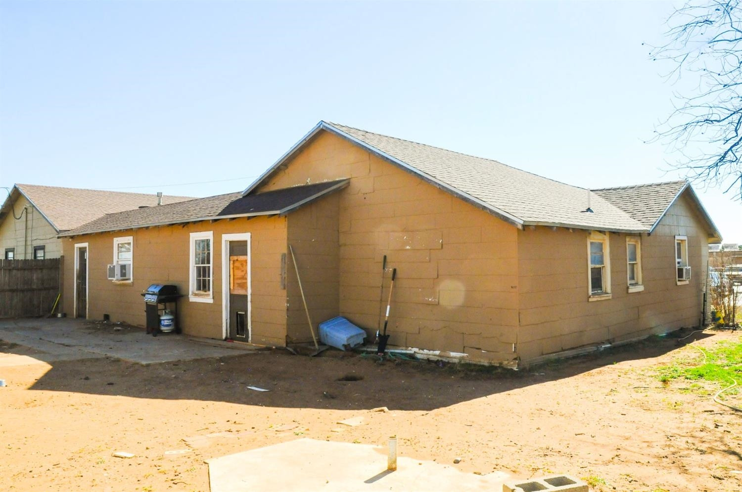 309 Ranch Street Ropesville, TX 79358 - Photo 25 of 26 a front view of a house with a yard