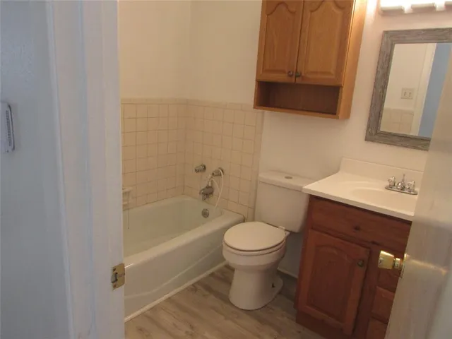 $190,000 | 1210 Winkler Street, Ennis, TX 75119