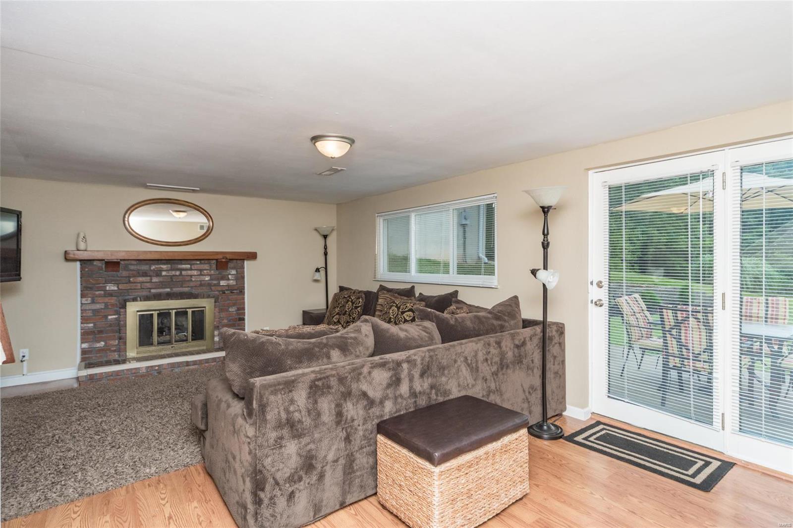 673 Walnut Point Court Ballwin, MO 63021 - Photo 23 of 36