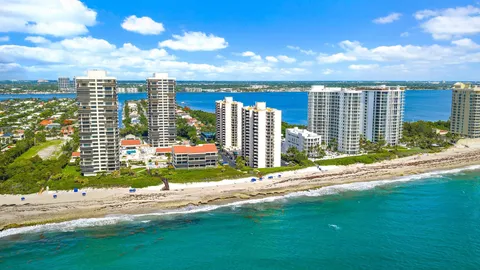 $560,000 | 4200 North Ocean Drive, Unit 11404, Singer Island, FL 33404