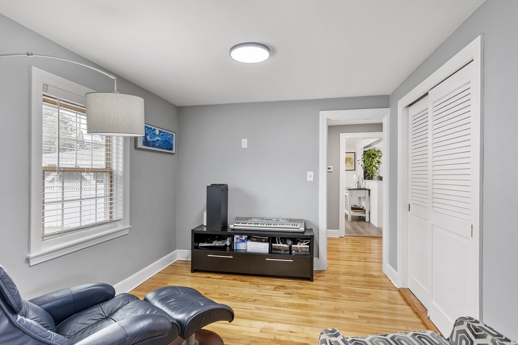 18 Rainbow Circle Peabody, MA 01960 - Photo 11 of 39 a living room with furniture rug and a window