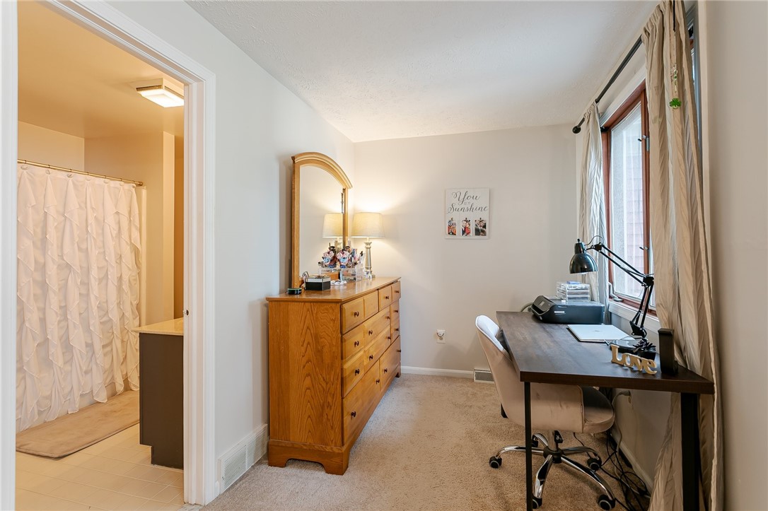 90 Cornhill Place Rochester, NY 14608 - Photo 23 of 26