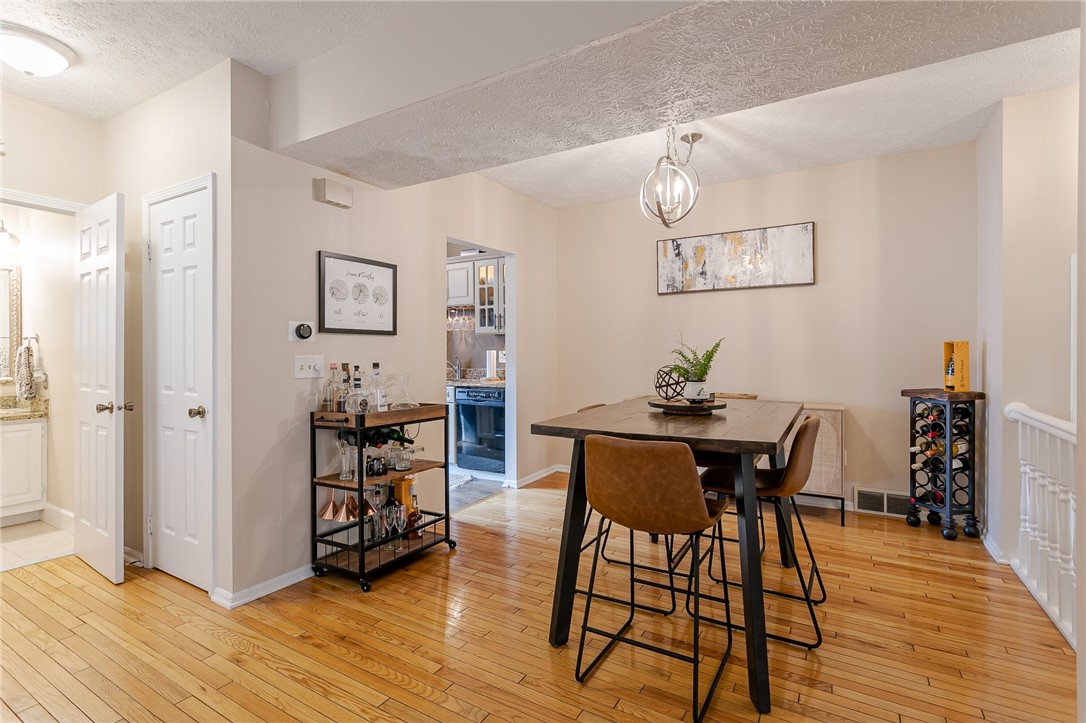 90 Cornhill Place Rochester, NY 14608 - Photo 8 of 26