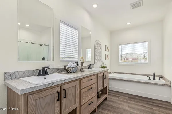 $369,950 | 2257 South Nikki Lane, Maricopa, AZ 85139