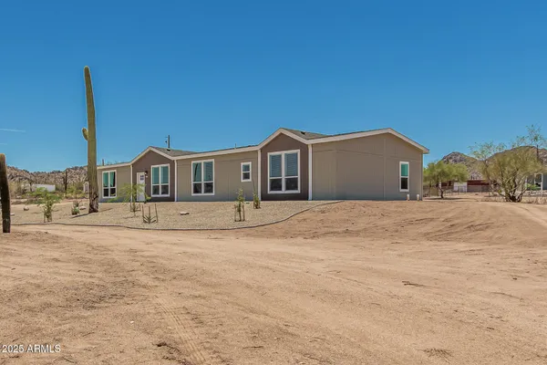 $369,950 | 2257 South Nikki Lane, Maricopa, AZ 85139