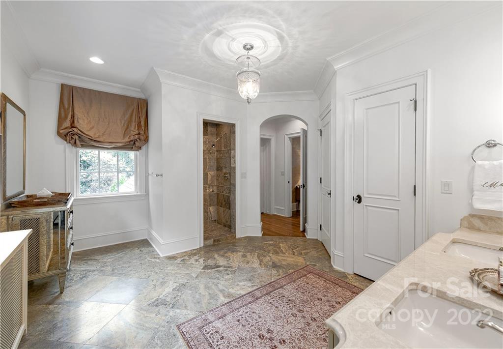 25 Busbee Road Asheville, NC 28803 - Photo 18 of 48 Gallery Image 18