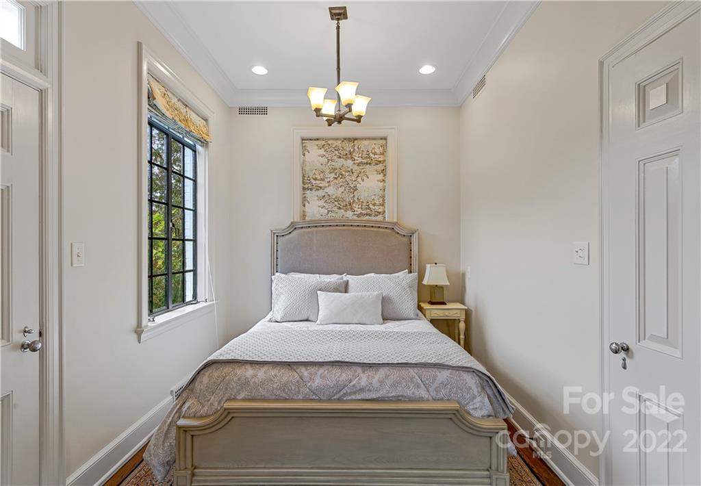 25 Busbee Road Asheville, NC 28803 - Photo 31 of 48 Gallery Image 31