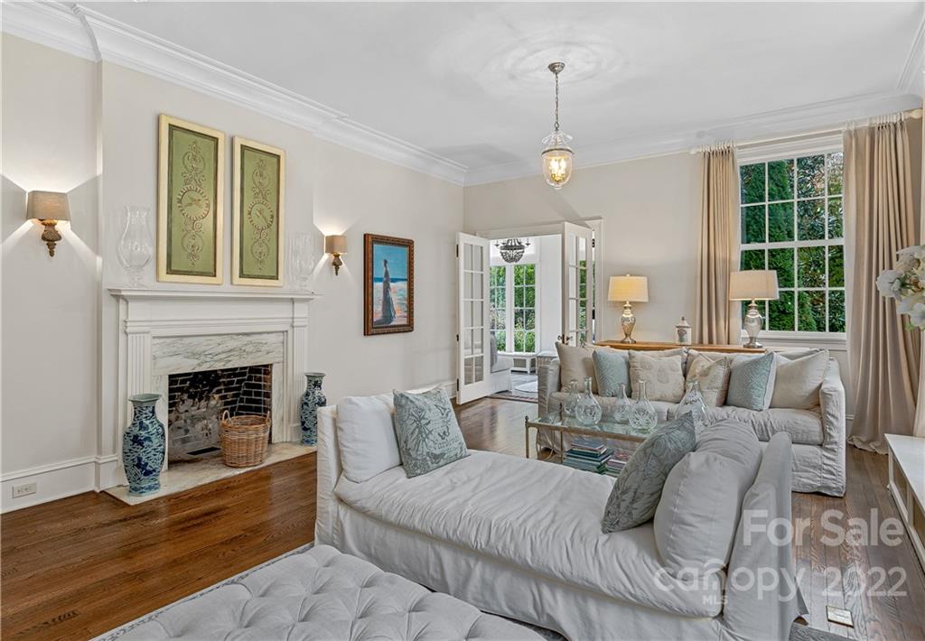25 Busbee Road Asheville, NC 28803 - Photo 4 of 48 Gallery Image 4