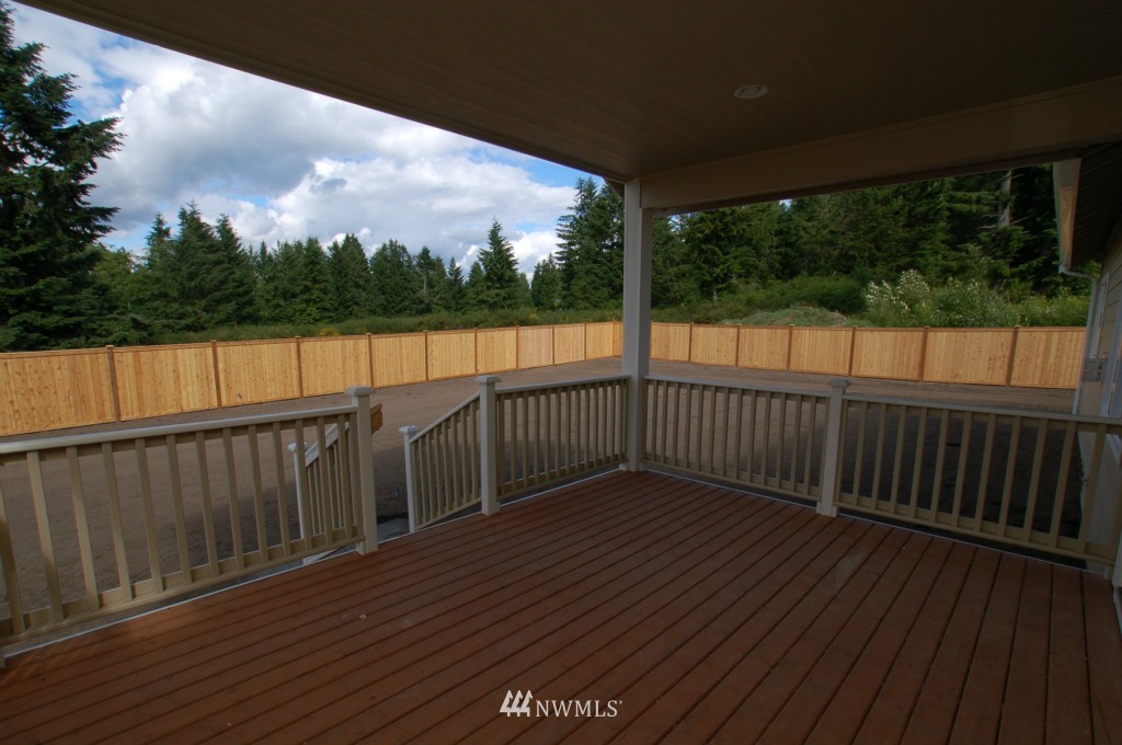 8640 Fox Ridge Lane Southeast Olympia, WA 98513 - Photo 9 of 15 Gallery Image 9