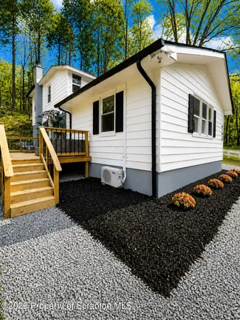 $317,000 | 12078 Creek Ransom Township Pa, Clarks Summit, PA 18411
