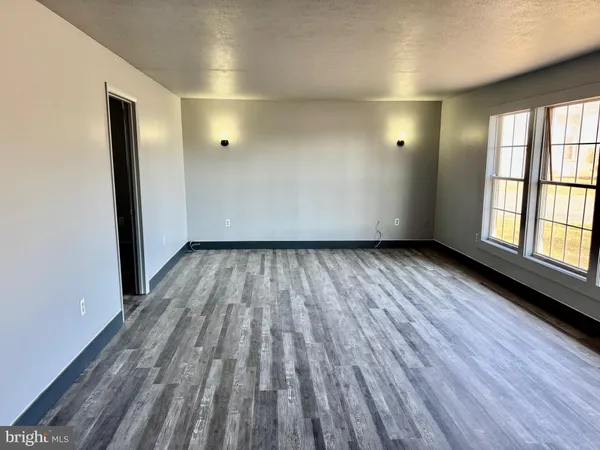 $399,000 | 130 White Oak Road, Stephens City, VA 22655