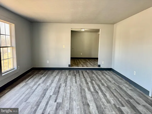 $399,000 | 130 White Oak Road, Stephens City, VA 22655