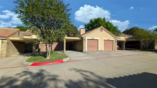 $249,900 | 4246 Cuesta Drive, Unit 3, Irving, TX 75038