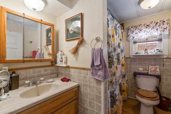 $260,000 | 62 North Street, Mechanic Falls, ME 04256