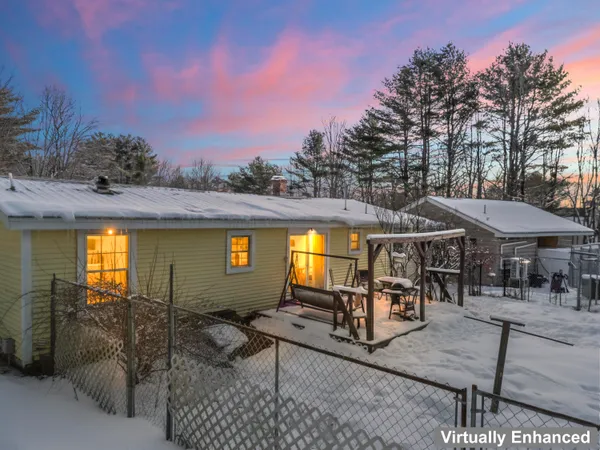 $260,000 | 62 North Street, Mechanic Falls, ME 04256