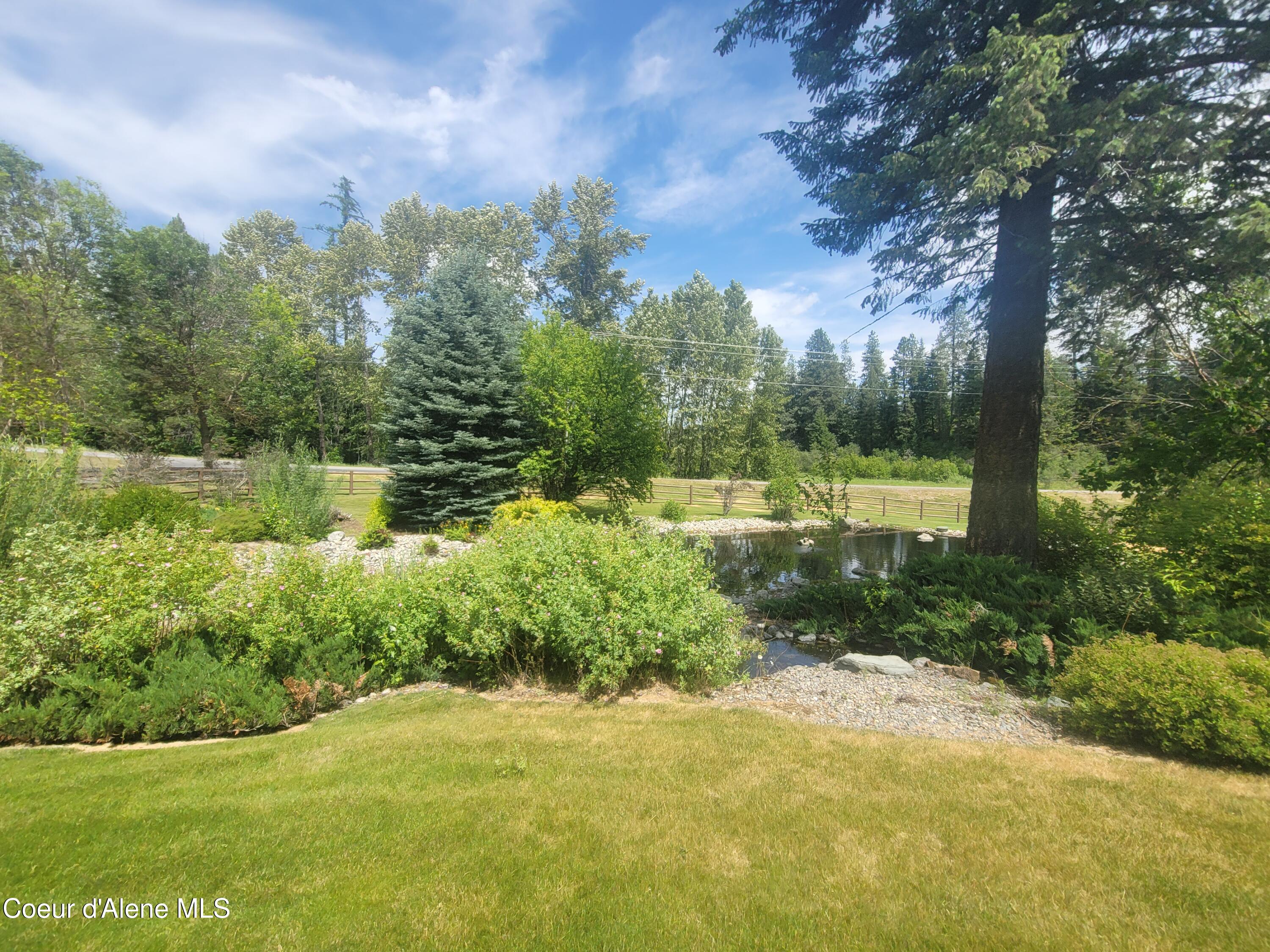 150 Ranch Road Naples, ID 83847 - Photo 4 of 33 Common Area