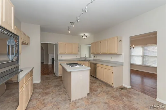 $675,000 | 1605 Ridge Bend Drive, Wildwood, MO 63038