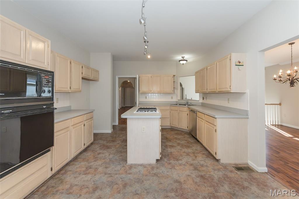 1605 Ridge Bend Drive Wildwood, MO 63038 - Photo 13 of 48