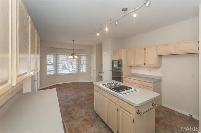 $675,000 | 1605 Ridge Bend Drive, Wildwood, MO 63038