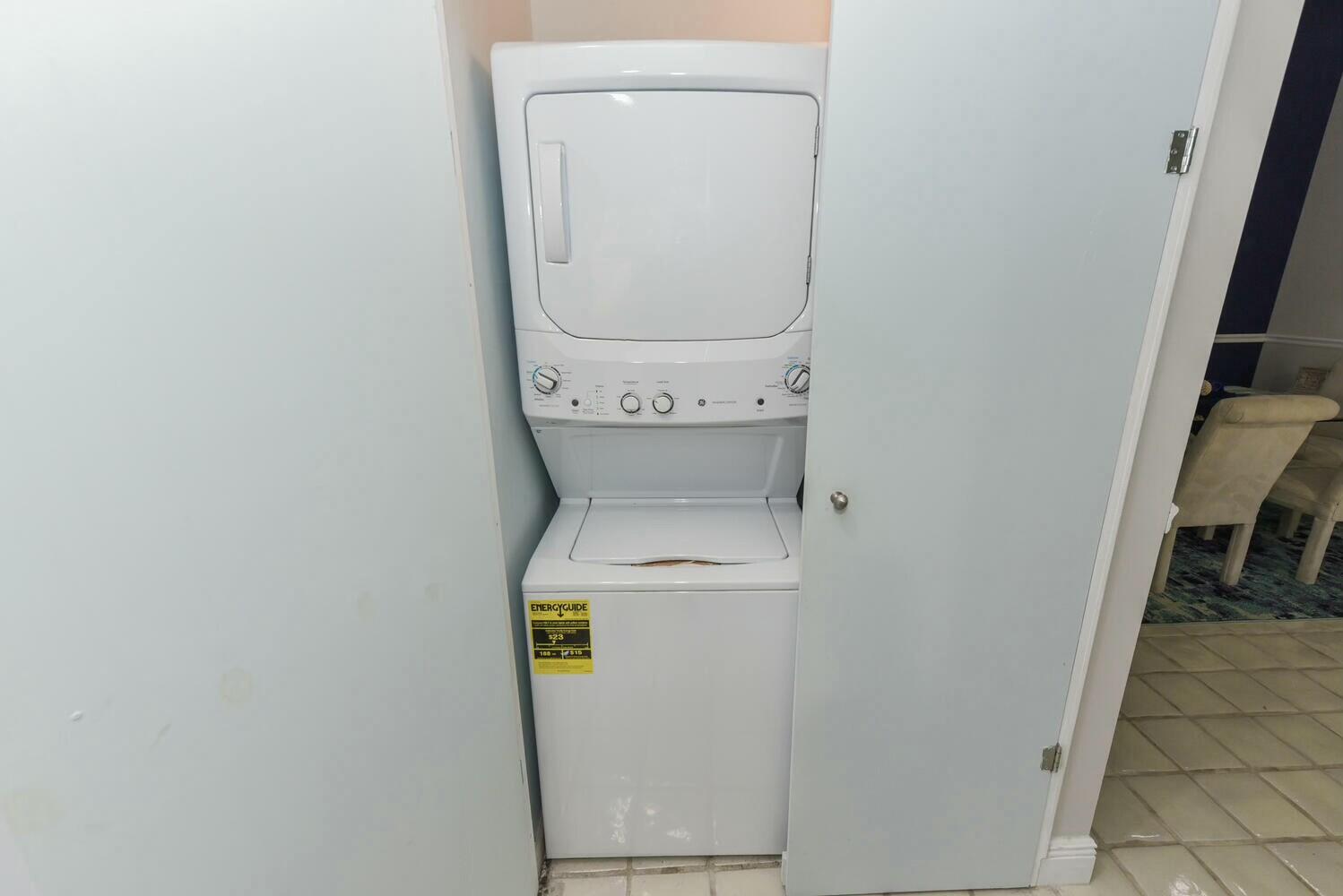 3736 Freshwater Drive Jupiter, FL 33477 - Photo 20 of 28 a utility room with dryer and washer