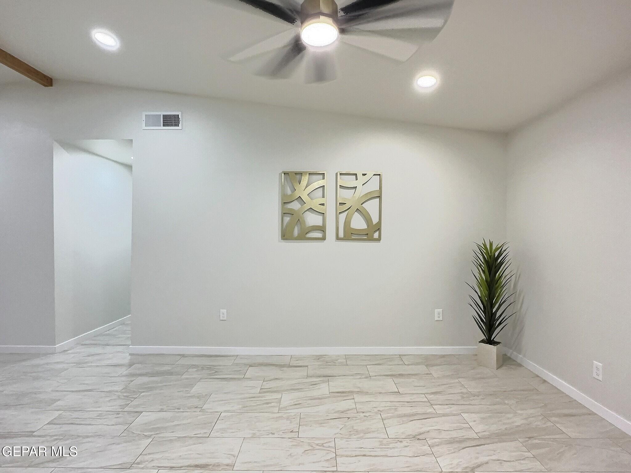510 Lisa Diane Road Socorro, TX 79927 - Photo 5 of 45 IMG_8287