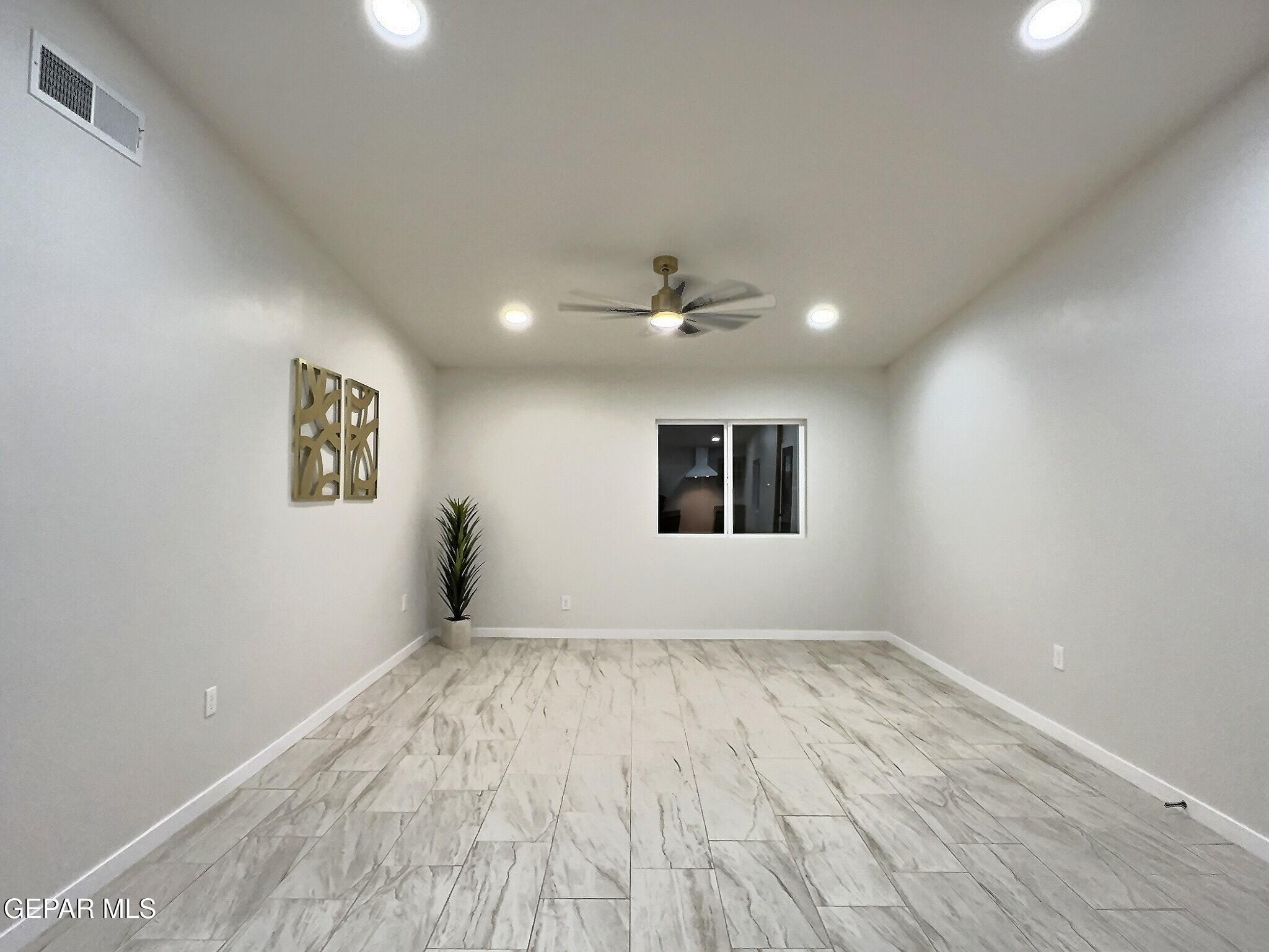 510 Lisa Diane Road Socorro, TX 79927 - Photo 6 of 45 IMG_8286