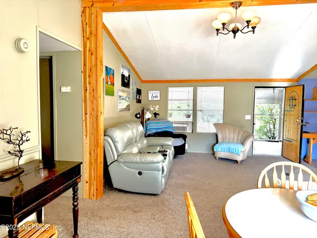 $150,000 | 210 Lenore Avenue, Interlachen, FL 32148