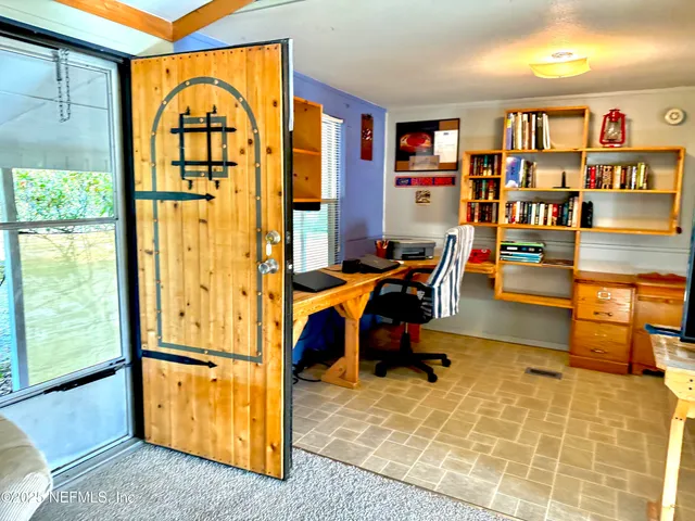 $150,000 | 210 Lenore Avenue, Interlachen, FL 32148