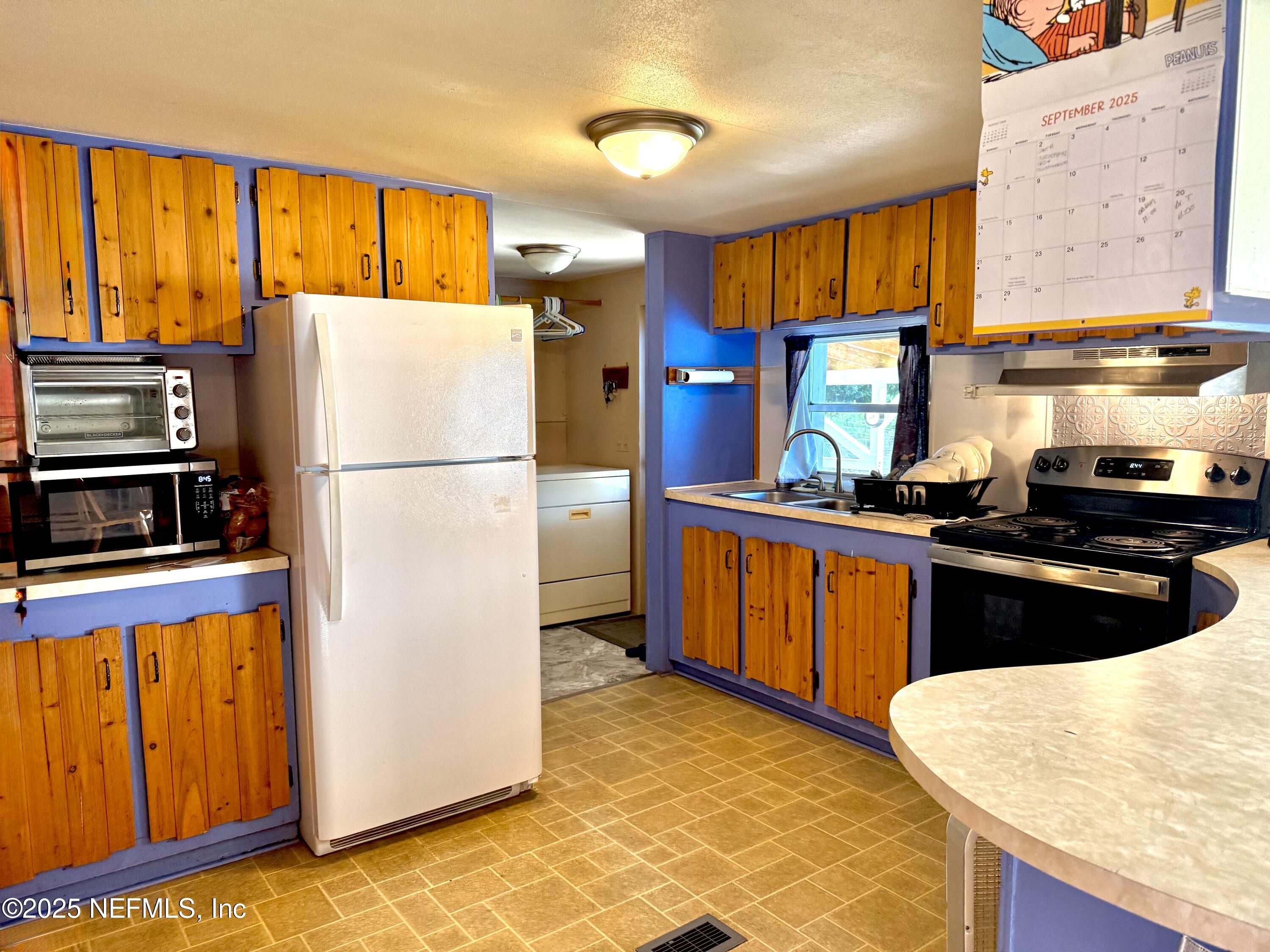 210 Lenore Avenue Interlachen, FL 32148 - Photo 22 of 43 IMG_1053