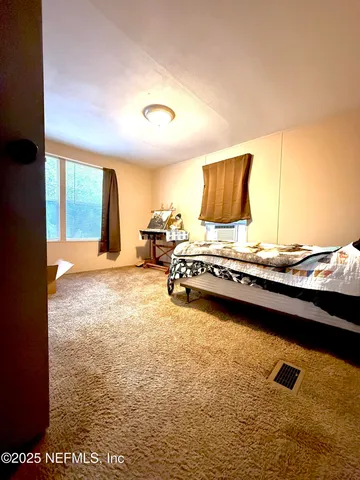 $150,000 | 210 Lenore Avenue, Interlachen, FL 32148