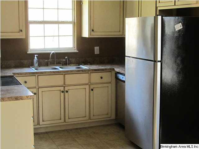 2716 Nelda Circle Birmingham, AL 35217 - Photo 2 of 8