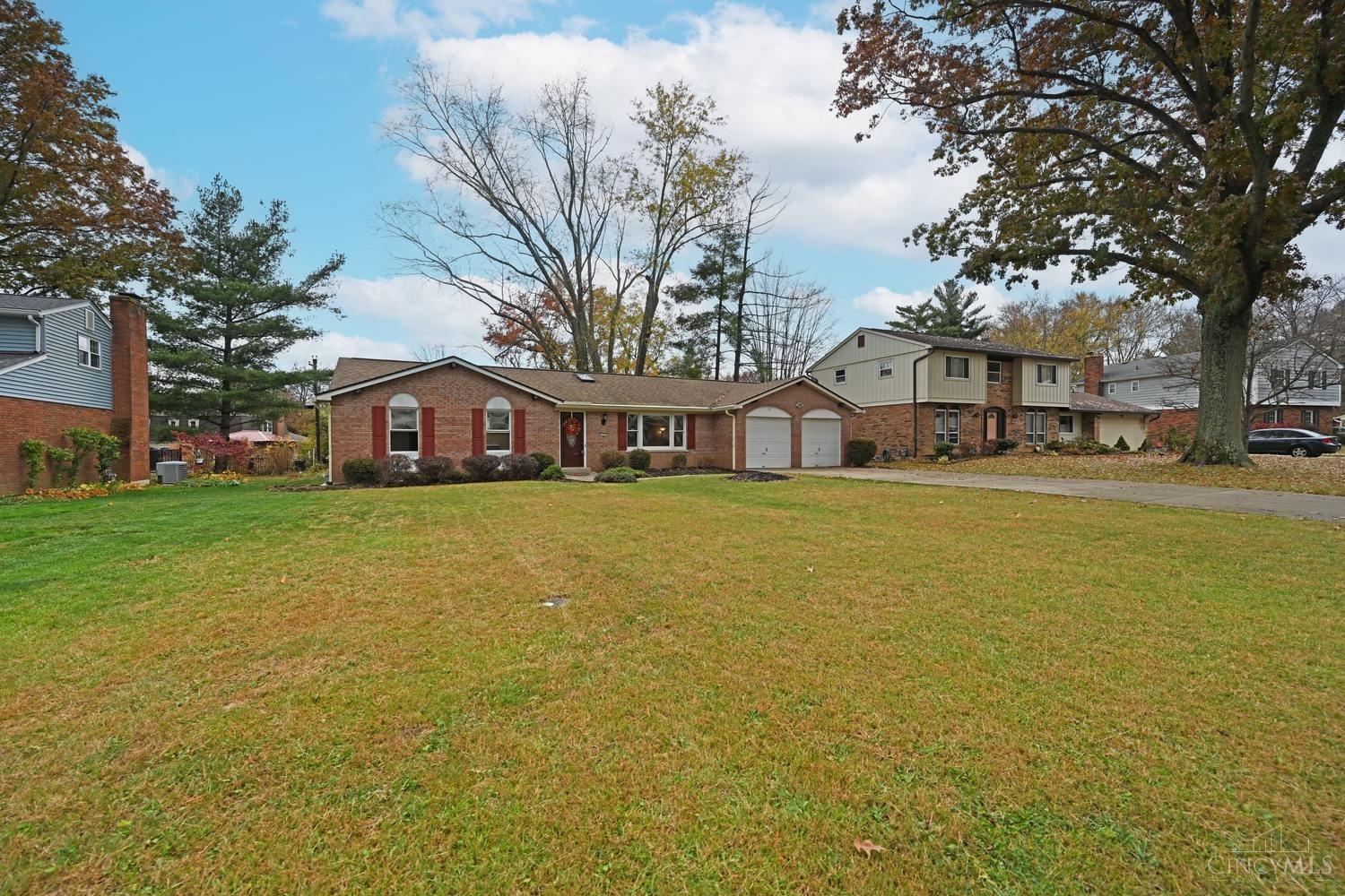 779 Ackley Road Cincinnati, OH 45255 - Photo 3 of 35 Gallery Image 3