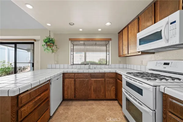 $665,000 | 8537 Snow White Drive, El Cajon, CA 92021
