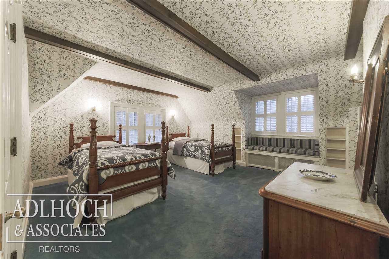 165 Cloverly Road Grosse Pointe Farms, MI 48236 - Photo 18 of 24