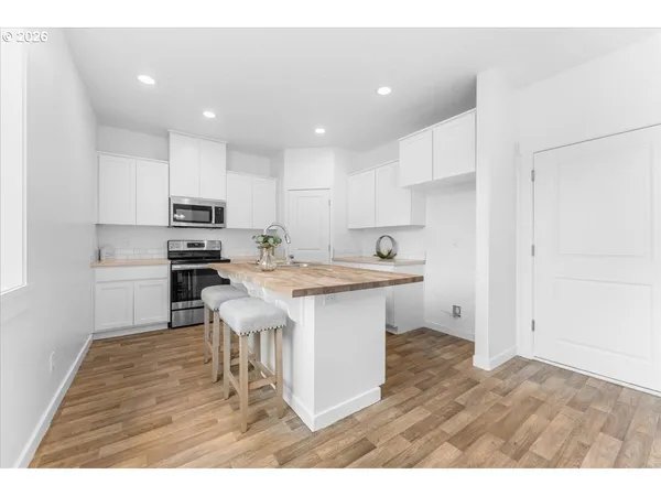 $499,900 | 127 West Christy Court, Yacolt, WA 98675