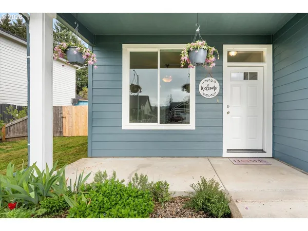 $499,900 | 127 West Christy Court, Yacolt, WA 98675