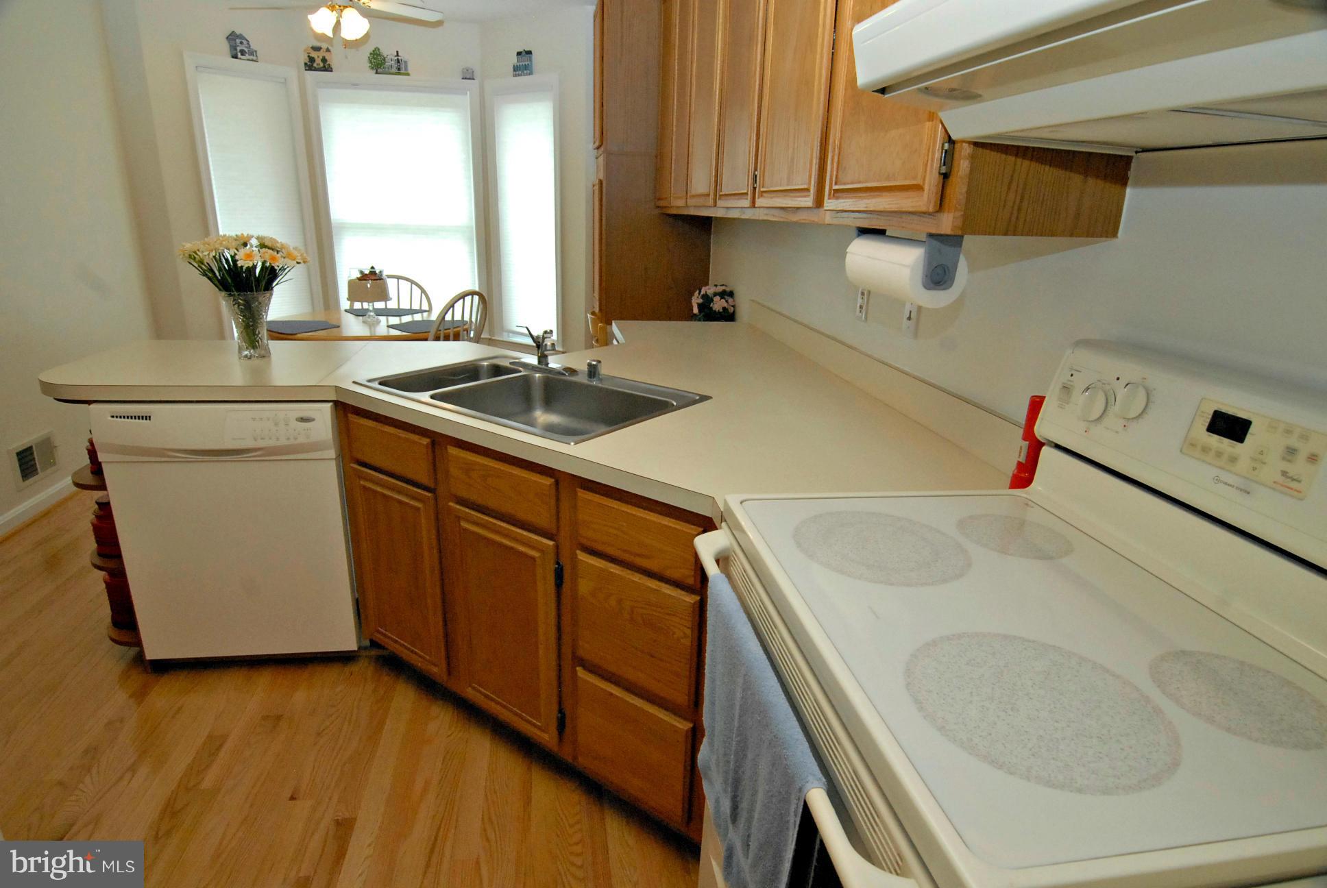 9214 Oregold Court Laurel, MD 20708 - Photo 6 of 30 Kitchen