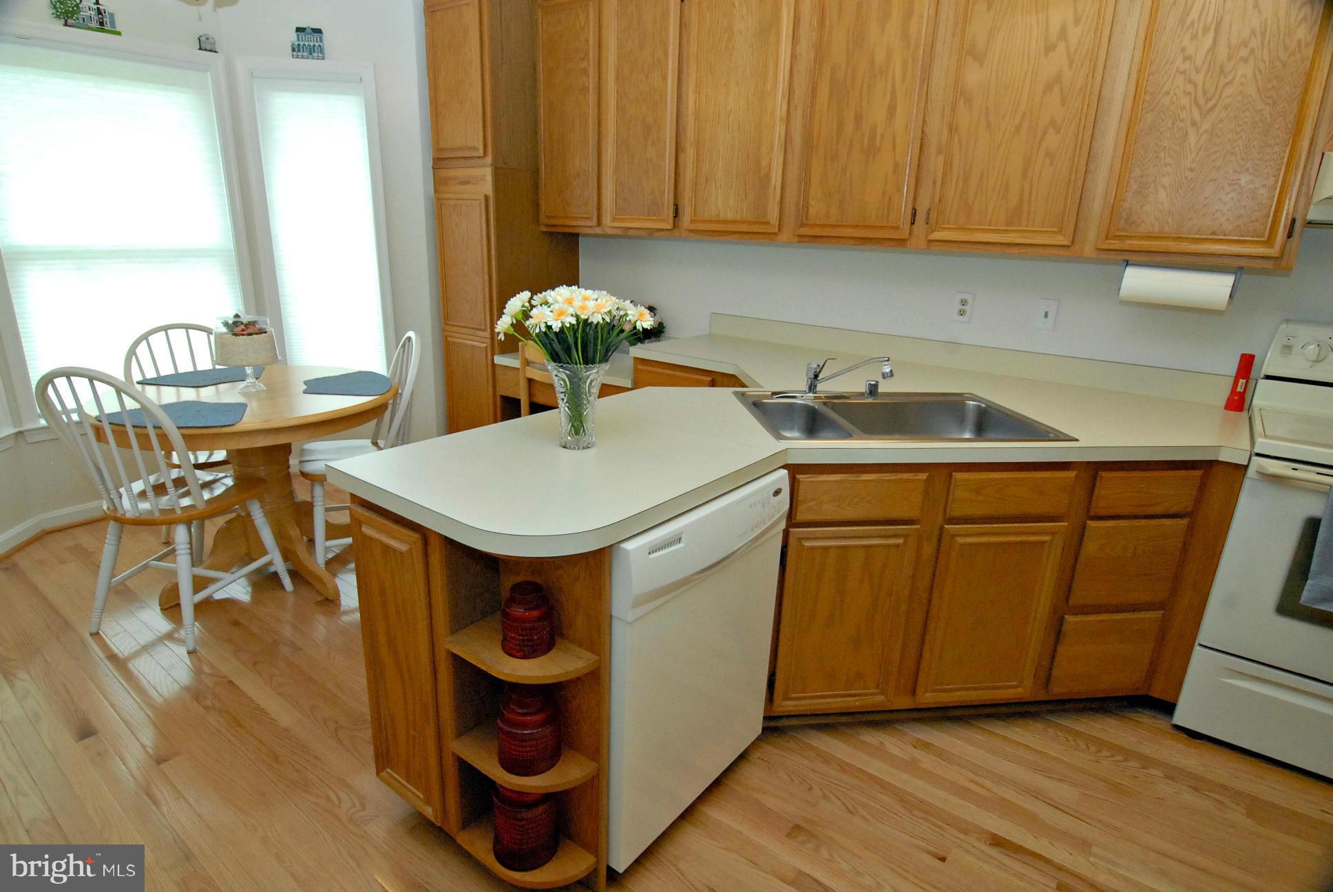 9214 Oregold Court Laurel, MD 20708 - Photo 7 of 30 Kitchen