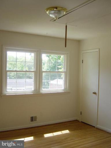 1900 Courtland Road Alexandria, VA 22306 - Photo 18 of 25 Bedroom #3