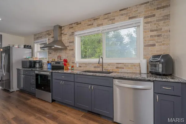 $289,900 | 19511 County Road 5-606R, Lebanon, MO 65536