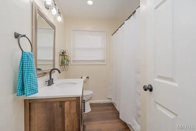 $299,900 | 19511 County Road 5-606R, Lebanon, MO 65536