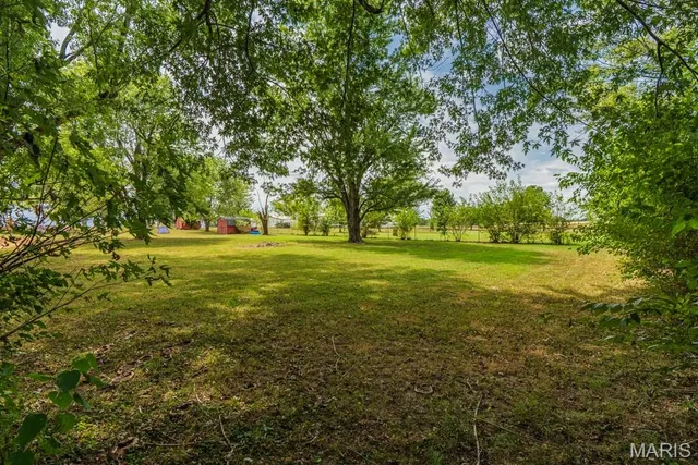 $299,900 | 19511 County Road 5-606R, Lebanon, MO 65536