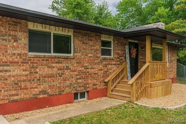 $289,900 | 19511 County Road 5-606R, Lebanon, MO 65536