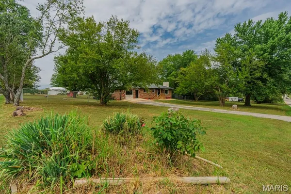 $289,900 | 19511 County Road 5-606R, Lebanon, MO 65536