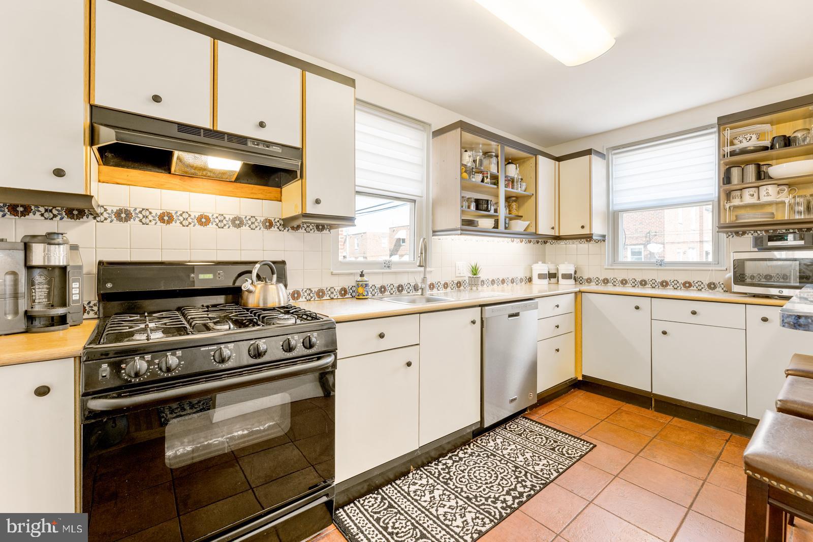 1821 Strahle Street Philadelphia, PA 19152 - Photo 14 of 43 Gallery Image 14